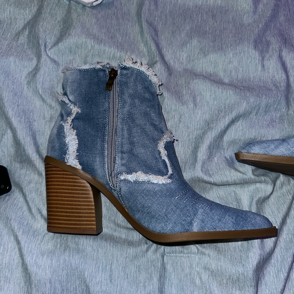 BRAND NEW DENIM heel BOOTS Size 41 EU (10.5 women’s)